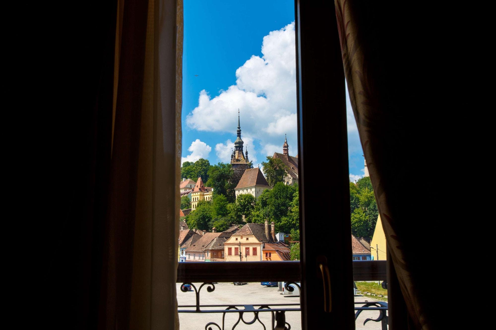 Doubletree By Hilton Hotel Sighisoara - Cavaler Eksteriør billede