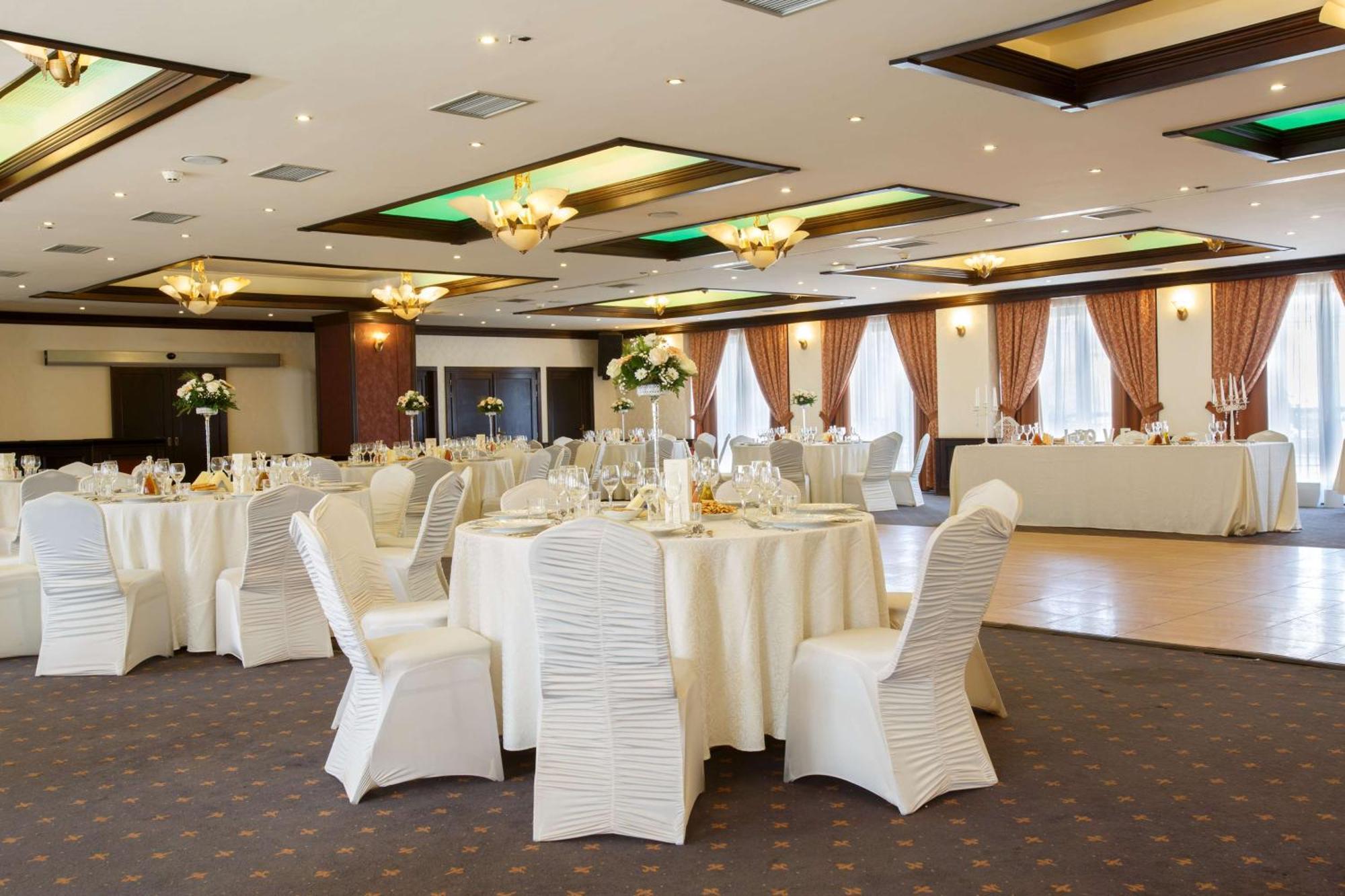 Doubletree By Hilton Hotel Sighisoara - Cavaler Eksteriør billede