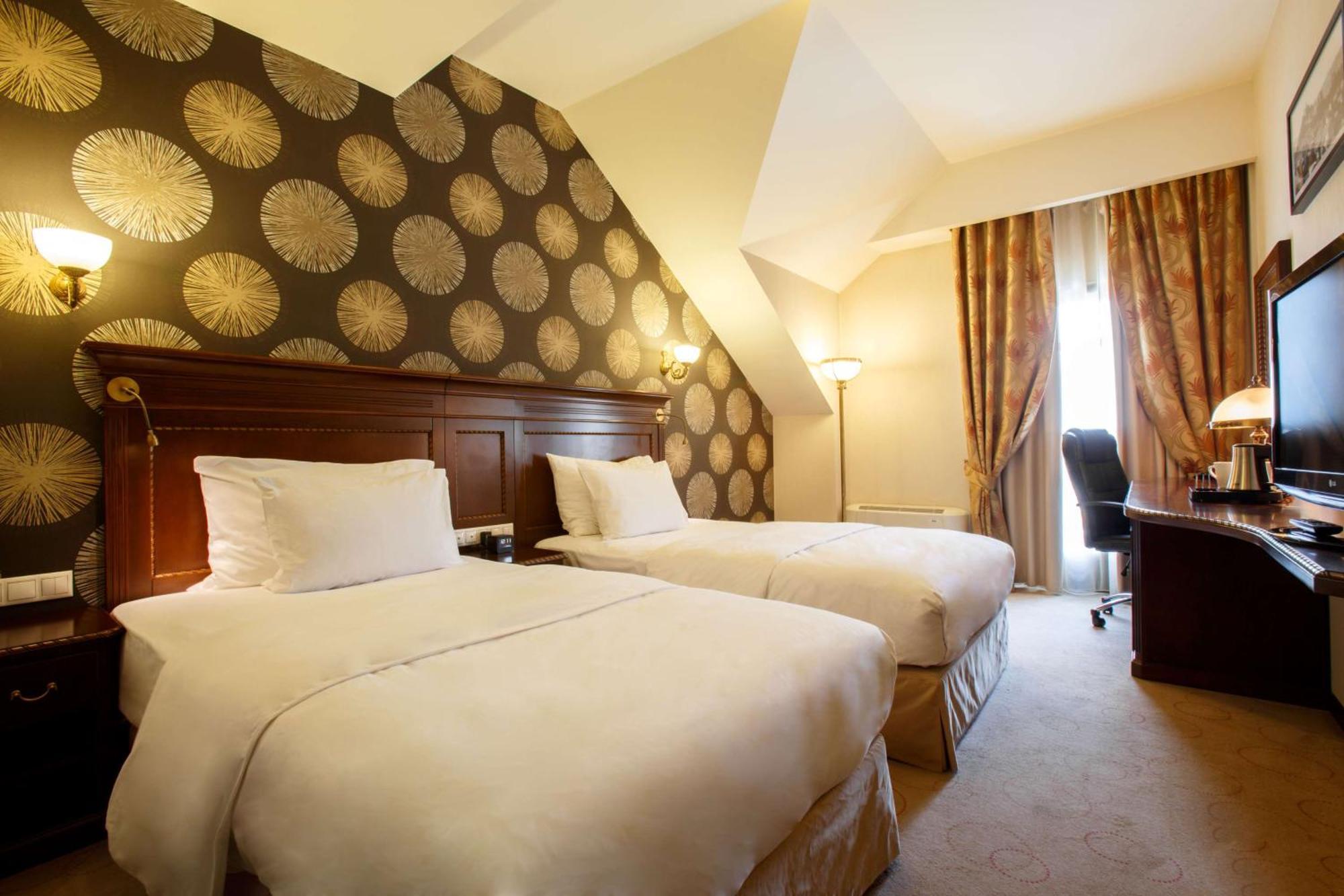 Doubletree By Hilton Hotel Sighisoara - Cavaler Eksteriør billede